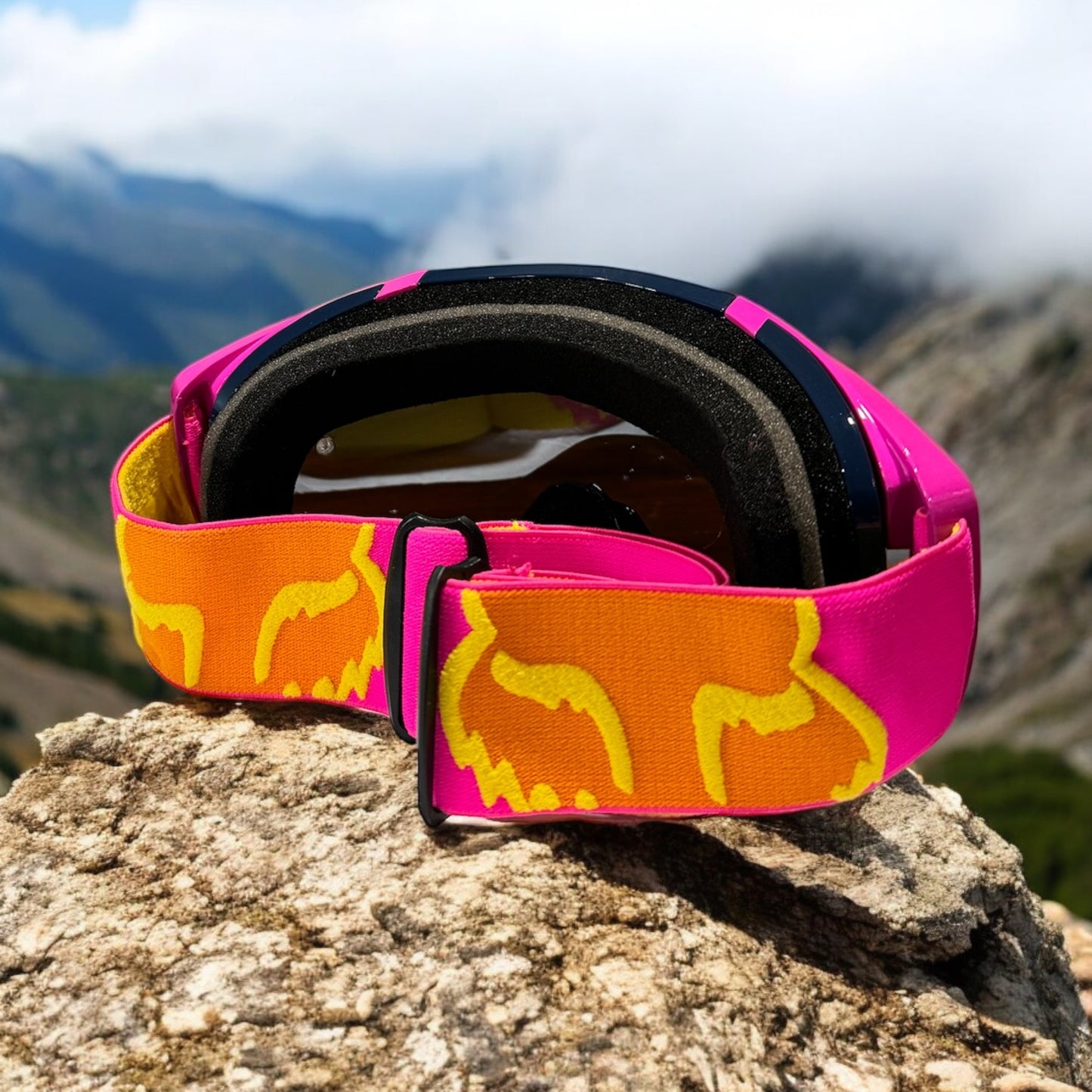 Pink Vibrant FX Goggles